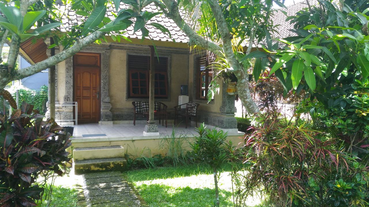Arjana Bungalows 2 Ubud  Exterior photo